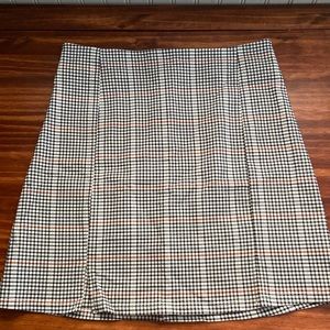 Plaid mini skirt, size medium
